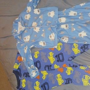 Boys size 2T winter Pajamas. 2 sets